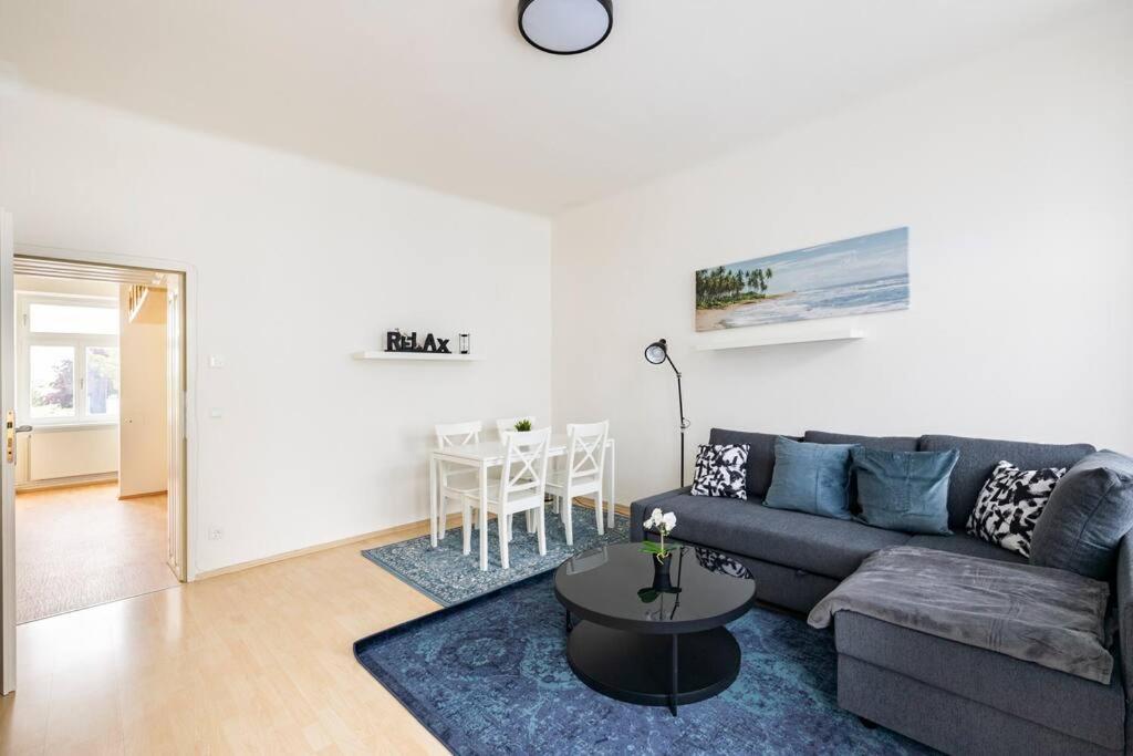 Beautiful 1 Bedroom Apartment Near Schoenbrunn Viena Exterior foto